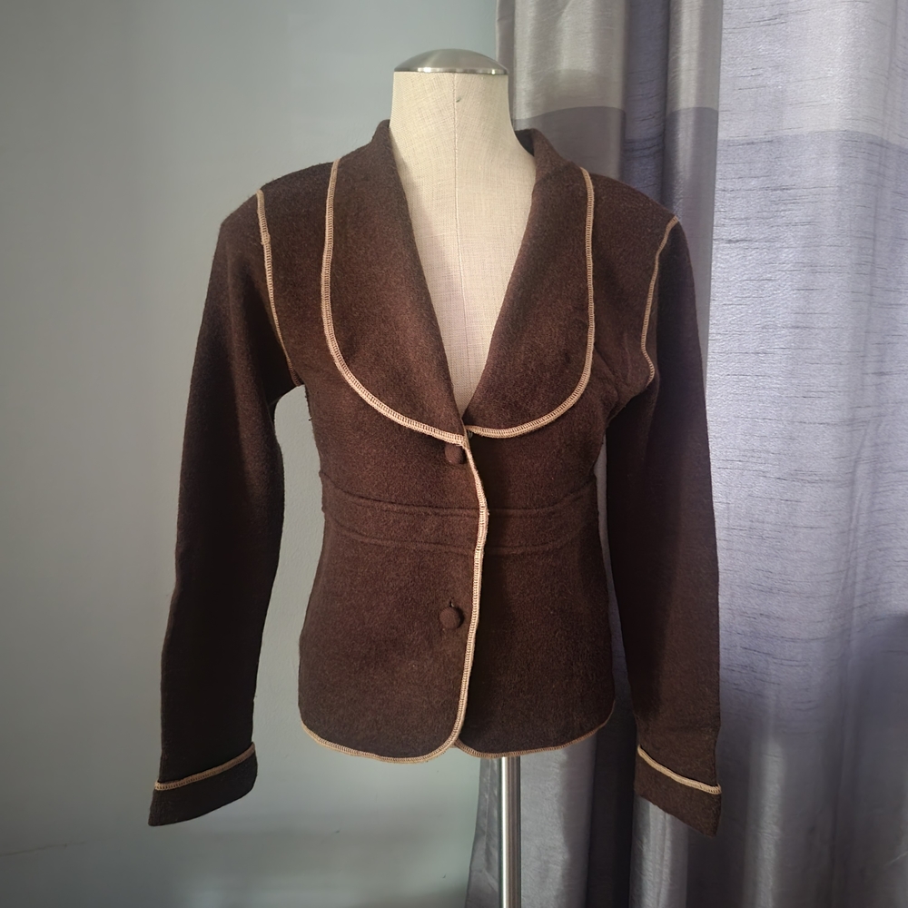 Chic Brown Blazer with Cream Accents